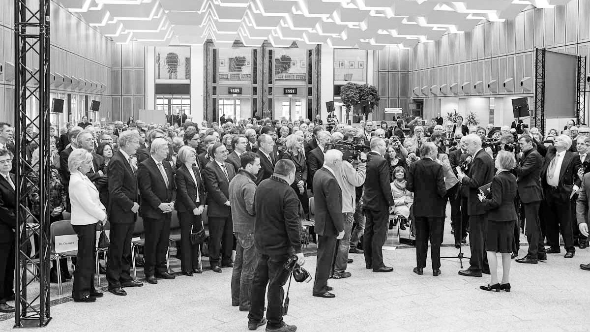 Publikum und Presse bei der Preisverleihung des Lew Kopelew Preises 2012