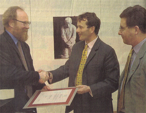 Lew Kopelew Preis 2001 Preisträger The HALO Trust (Guy Willoughby & Richard Holbrooke)